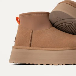 BOTA UGG W CLASSIC MINI DIPPER CHE